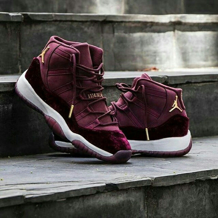 Jordan retro velvet Clearance